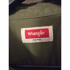 Wrangler EST 1947 Olive Green Short Sleeve Button Down Work Shirt Men